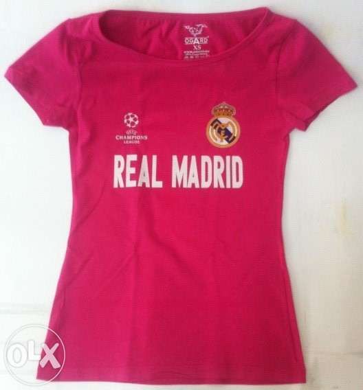 Уникални Дамски футболни фен тениски на Реал Мадрид и Барселона !