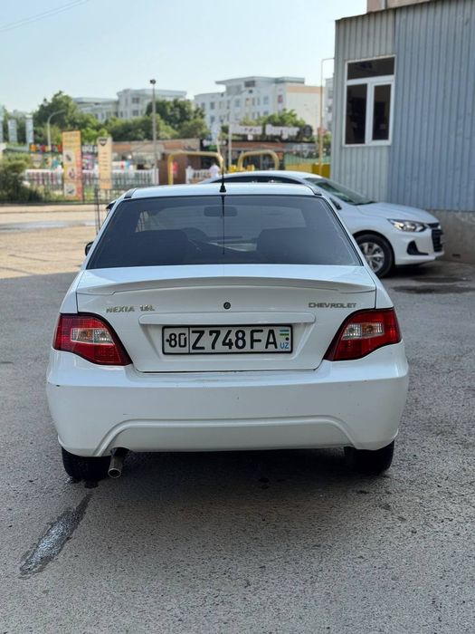 Продается nexia 2