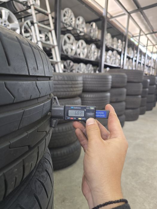 4 Броя 215/55/17 Hankook 2x6,8mm 2x5,5mm