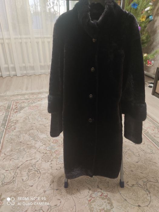 Продам мутоновую шубу