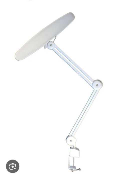 Настольная лампа