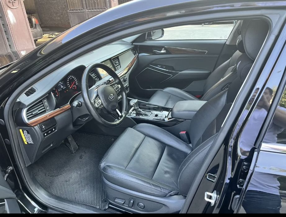 Продам авто Киа К7 2016г.2.4 бензин