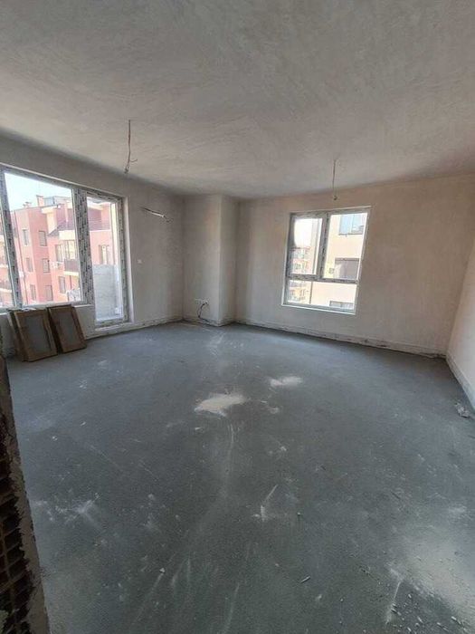 Продава се Тристаен апартамент в Пловдив, Остромила - 82 кв.м за 1307 €/кв.м - Снимка #1