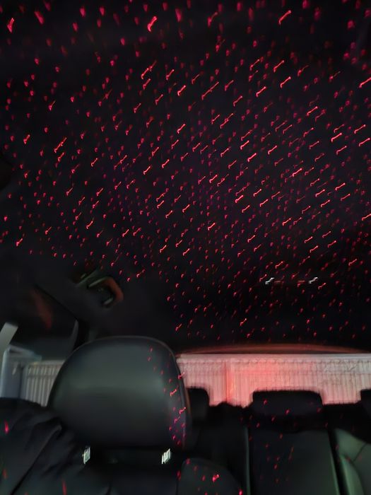 Incarcator auto cu lumină ambientala