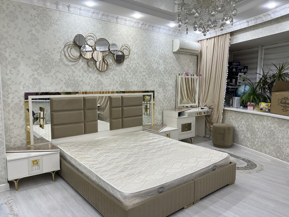 Спальный гарнитур мебель комплект