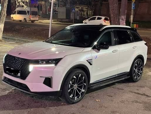 Nissan Venucia FULL Options Массаж 2023 Год одни руки