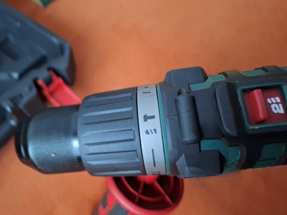 Masina de gaurit cu percutie, 3 funcții: găurire, găurire cu percuție