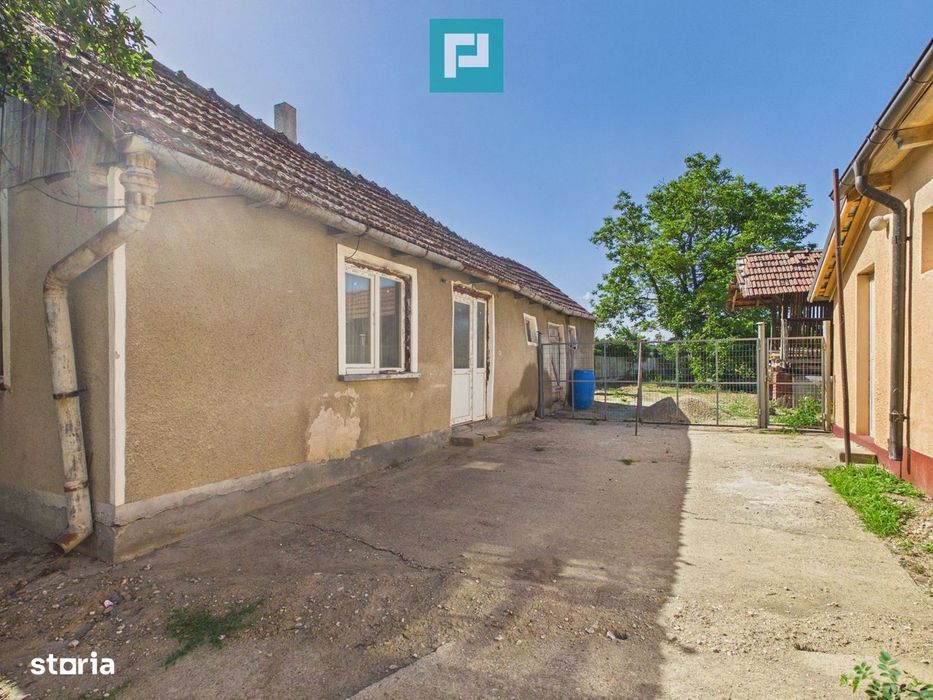 Casa 3 camere Gepiu