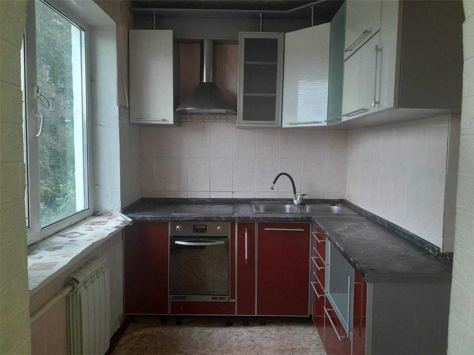 3 комнатная / по Металлургов