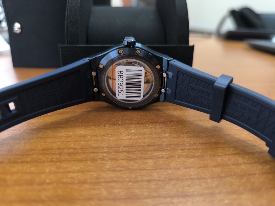 Maurice Lacroix AIKON Automatic Limited Edition AI6007-PVC00-430-4