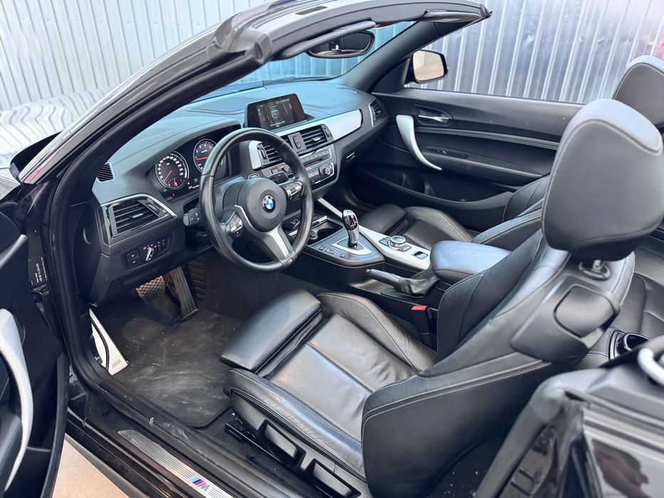 BMW 220i Cabrio M-Pachet
