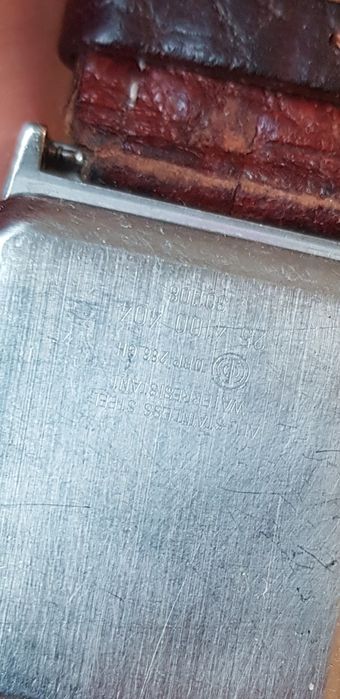 Часовник за китка Junghans Mega