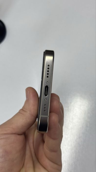 Iphone 16 pro гарантия до апреля