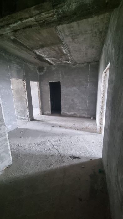 Comfort hous uy sotiladi