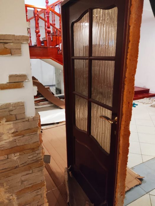 Продам дверь