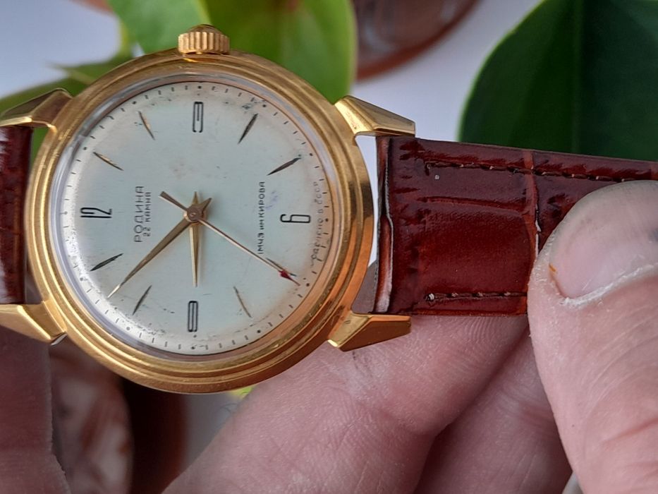 Продам часы СССР