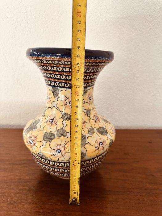 Ръчно рисувана керамична ваза Bolesławiec – UNIKAT, подпис Anna Bojko
