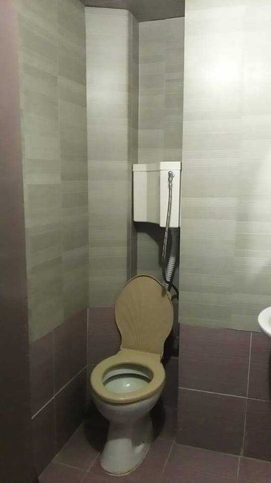 Дава се под наем Офис в Варна, Център - 24 кв.м за 204 € - Снимка #4