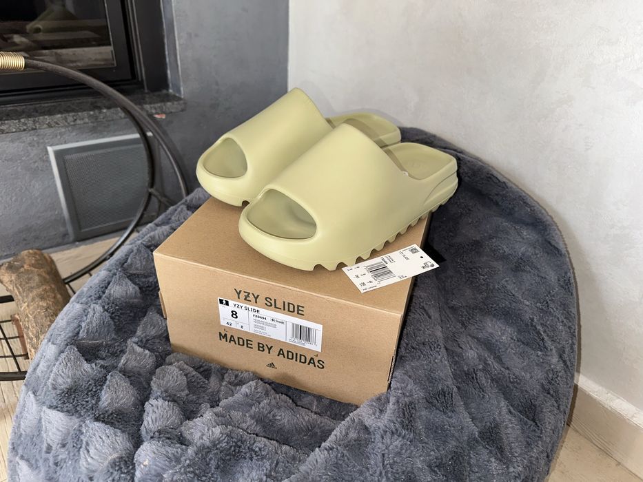 Adidas Yeezy Slide Resin