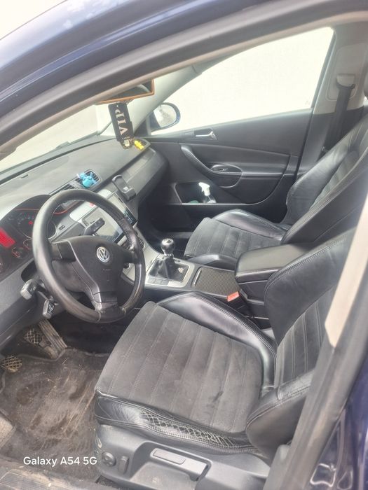 Vând passat b6 2000d