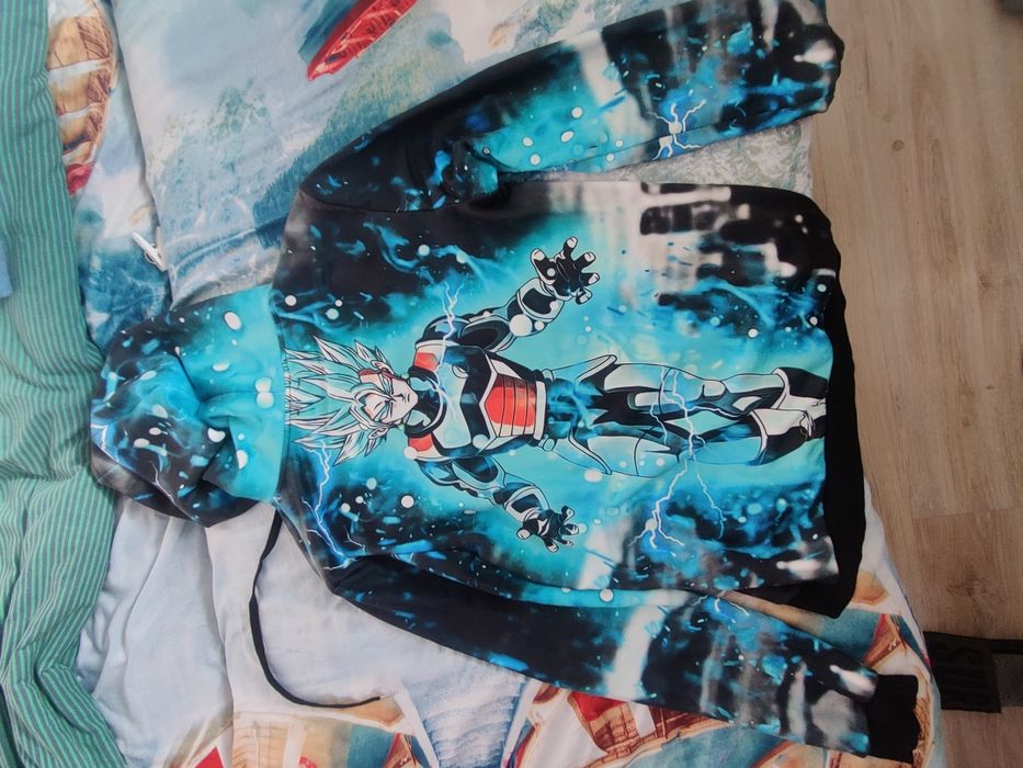 Dragon ball суичър