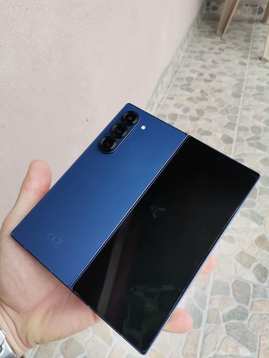 Samsung galaxy z fold 6