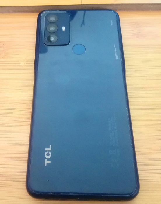 TCL 305 (Модел 6102D)