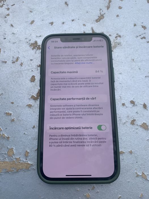 Vand iphone 12 64gb