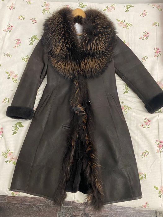 Продам верхнюю одежду