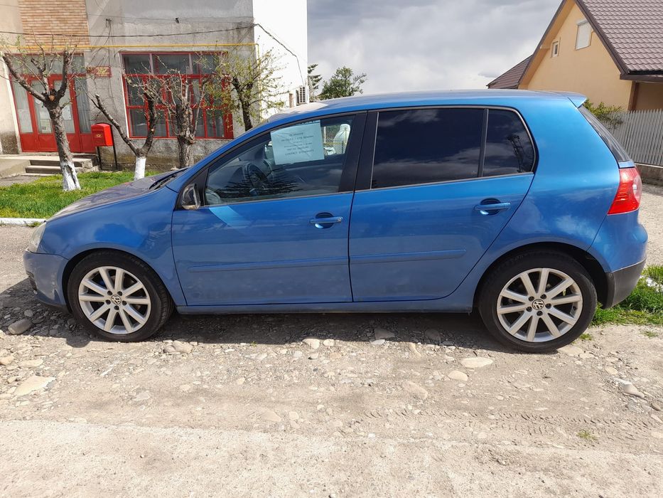 Volkswagen Golf 5 1.6 FSI