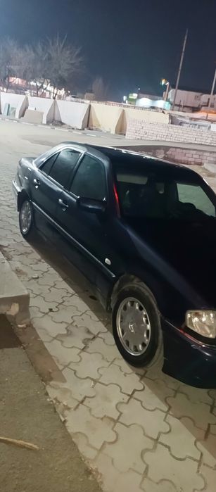 Mersedes Benz C200 W202