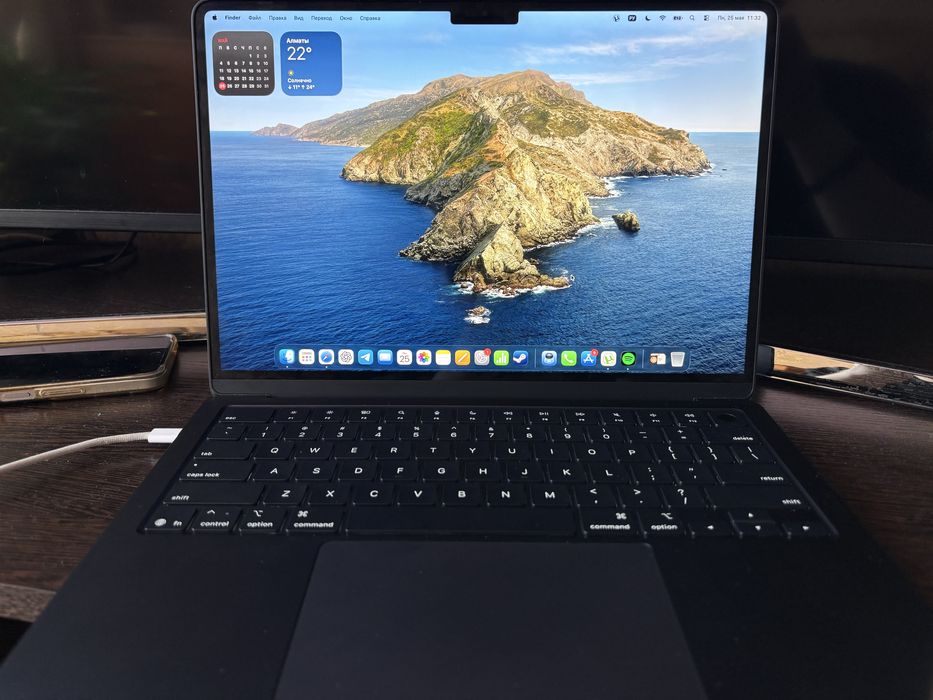 Mac book air 13 m4 2025