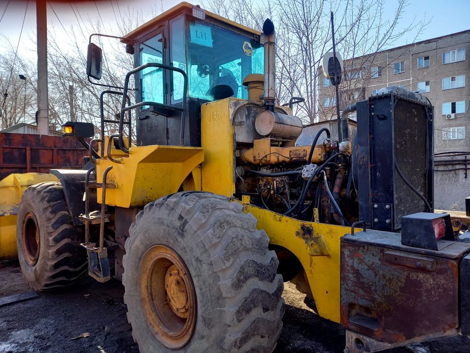 Фронтальный погрузчик XCMG ZL50