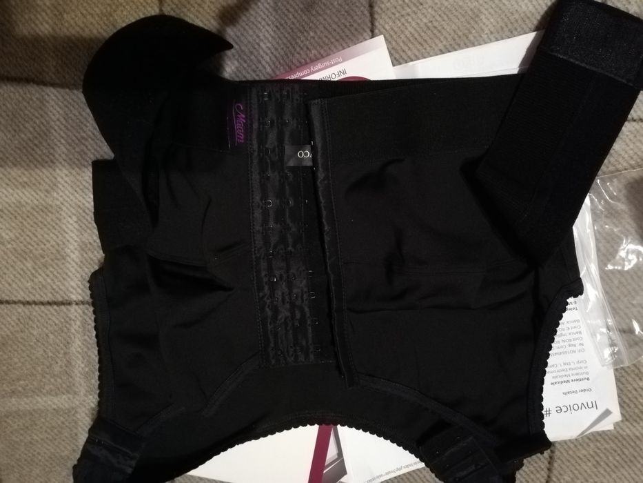 Vesta Compresiva Neagra cu Banda Elastica Atasata - VCO