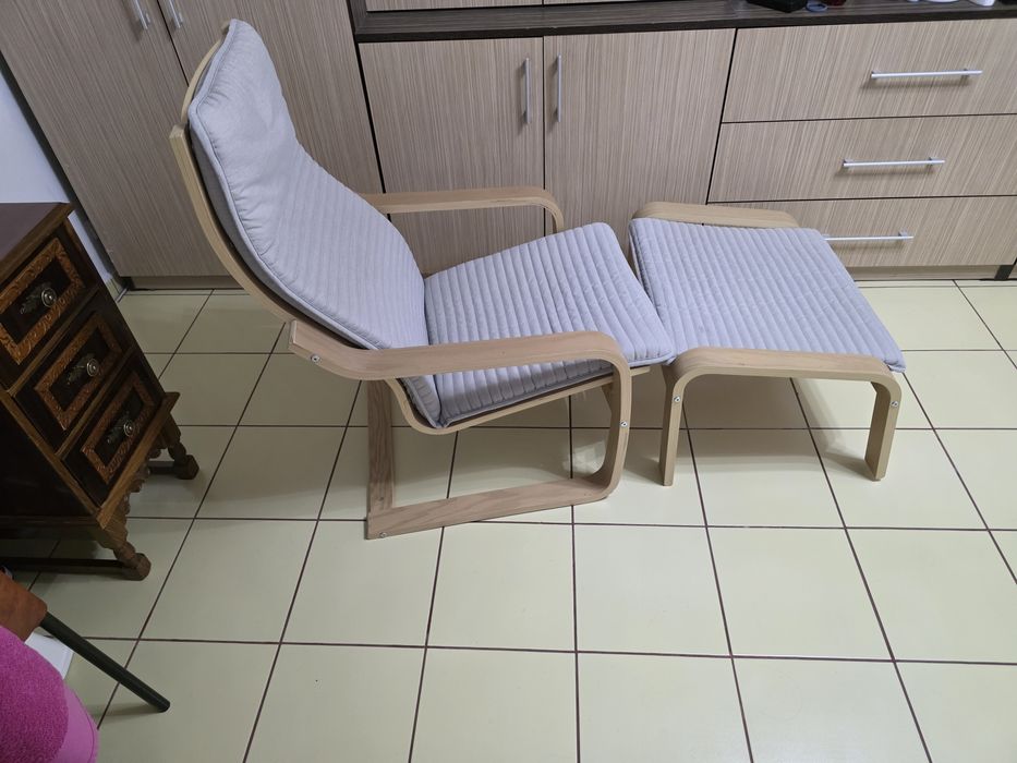Fotoliu și taburet ikea furnir mesteacăn bej deschis