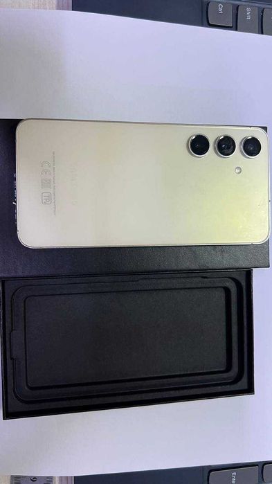 Samsung Galaxy S 24 128 gb (Майлыкожа4/2)