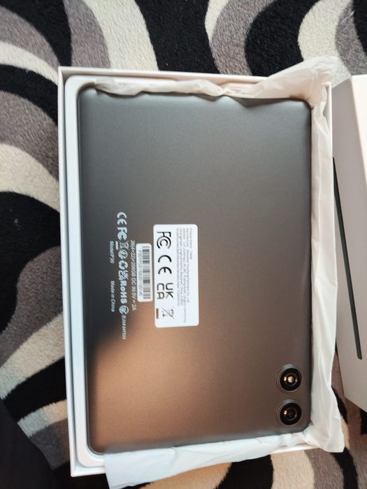 Tableta T901 cu tastatura. Husa.maus pix cablu de incarcare noua in cutie pret 350 de lei
