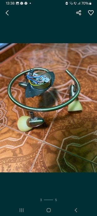 Lustră aplică nouă cu trei spoturi