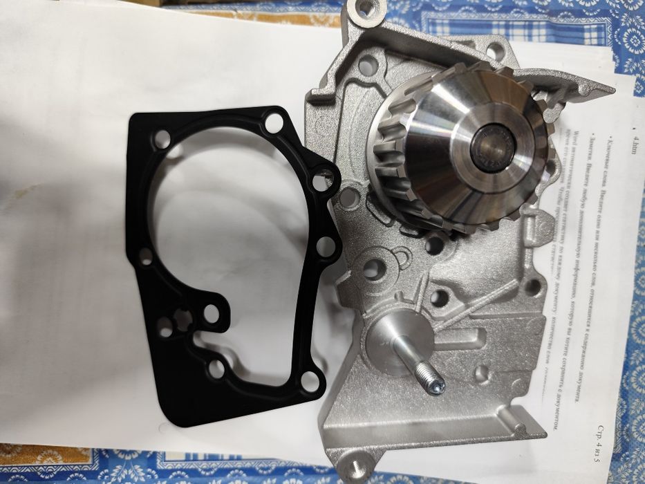 Продам помпу двигатель k4m, Renault, lada, nissan