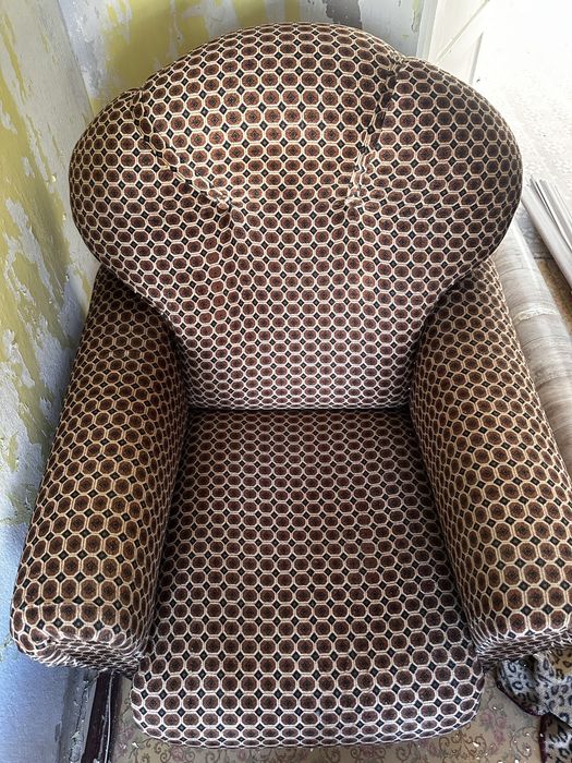 Отдам даром диван