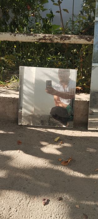 Ko'zgu oynagi kotta kichik