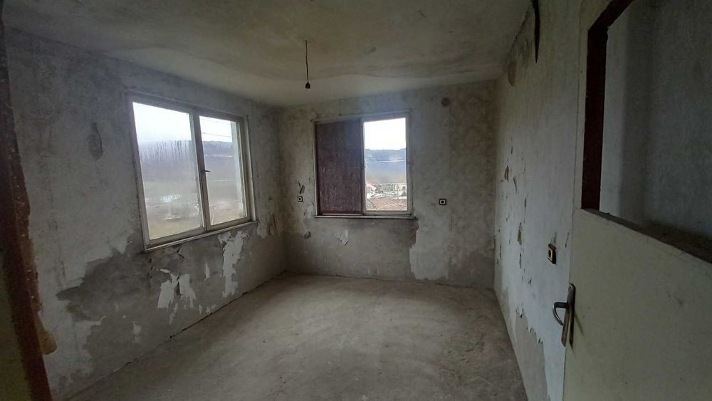 Продава се Къща в с. Дряновец, Област Разград - 150 кв.м за 113 €/кв.м - Снимка #15