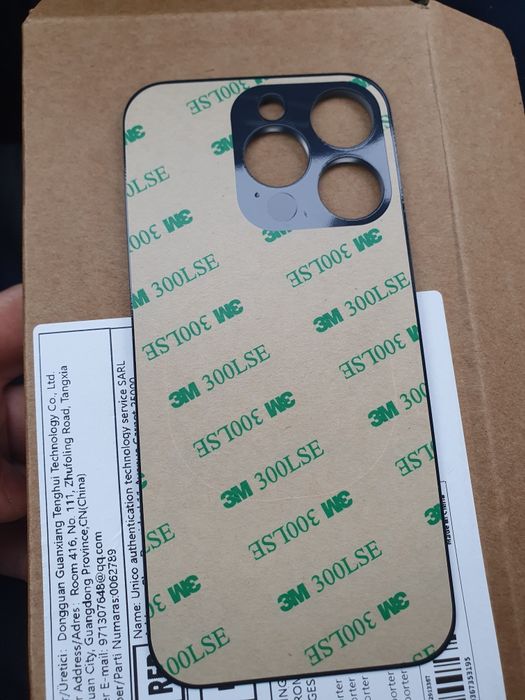 Vând sticla spate iphone 14 pro