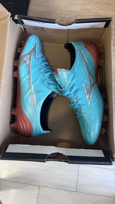 Бутсы мезуно 41-40 размер