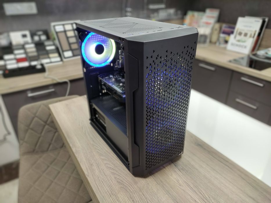 Геймърски компютър