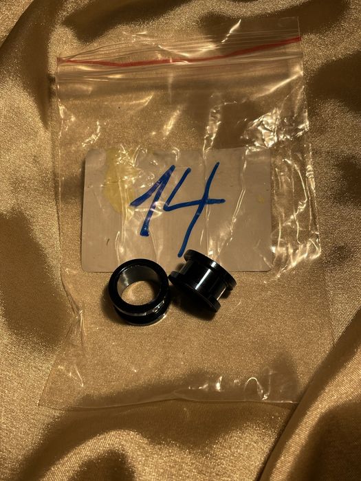 Флеш- обеци различни размери