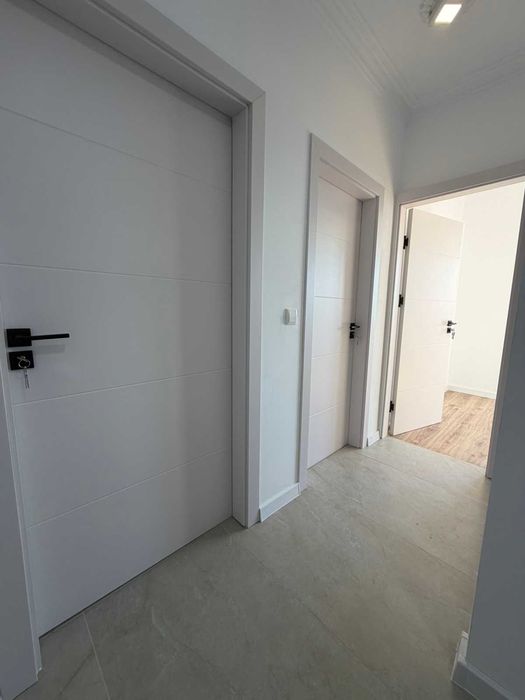 Продава се Тристаен апартамент в Благоевград, Ален мак - 60 кв.м за 723 €/кв.м - Снимка #2