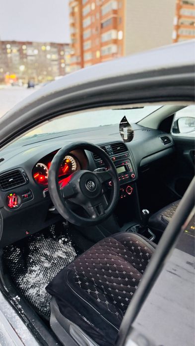 Продаю фольсваген поло