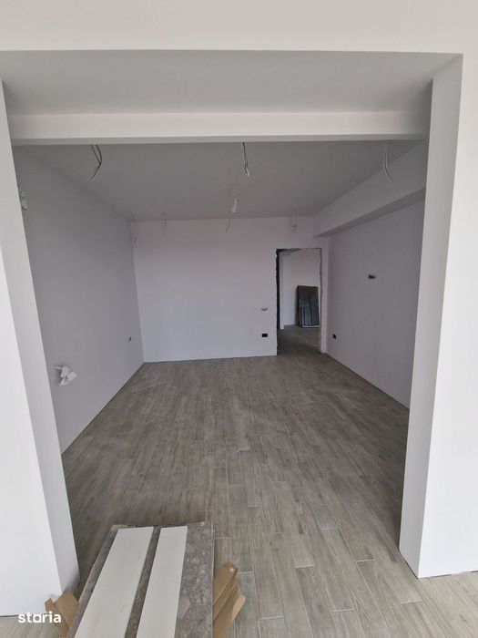 Azimut-2 camere-70 mp-Etaj intermediar-Bloc intabulat