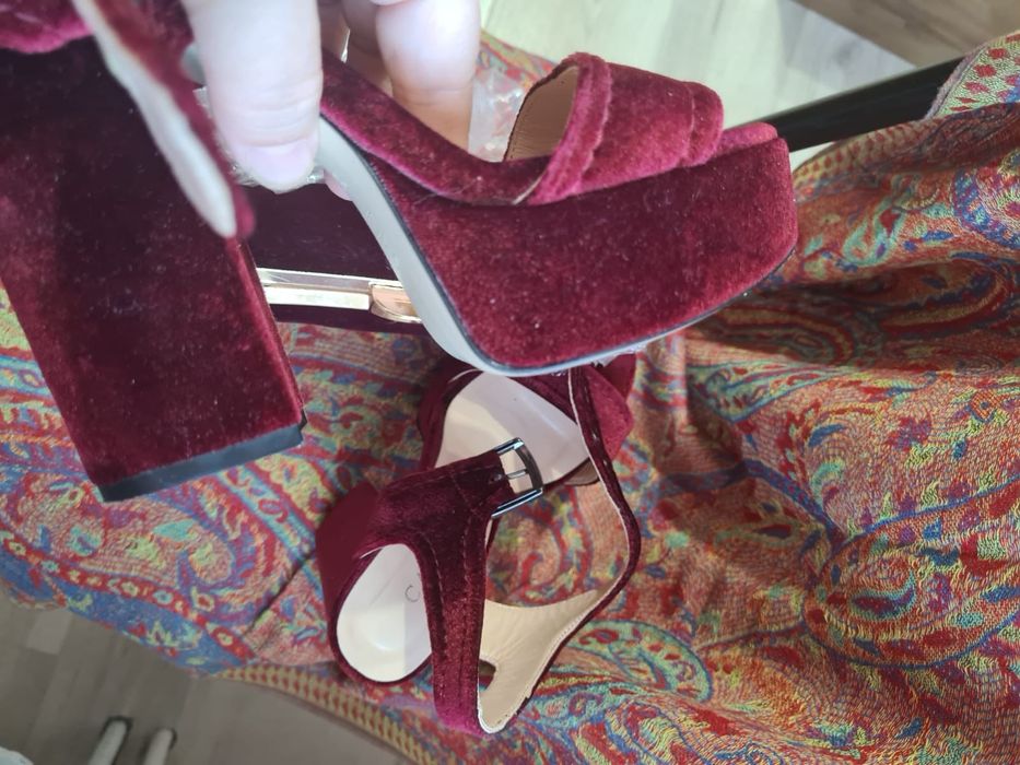 Босоножки, туфли ,